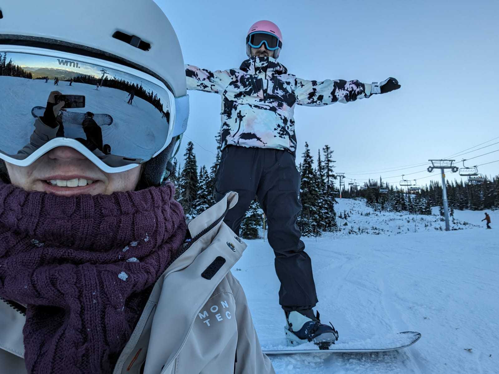 Aoife and Ben snowboarding